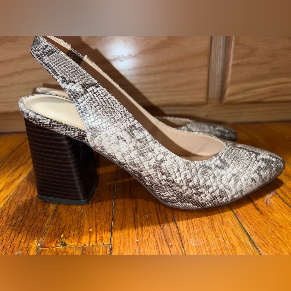Ann Taylor Factory snake skin block heeled shoe - free bundle add